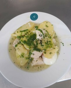 Recetario PATATAS EN SALSA VERDE